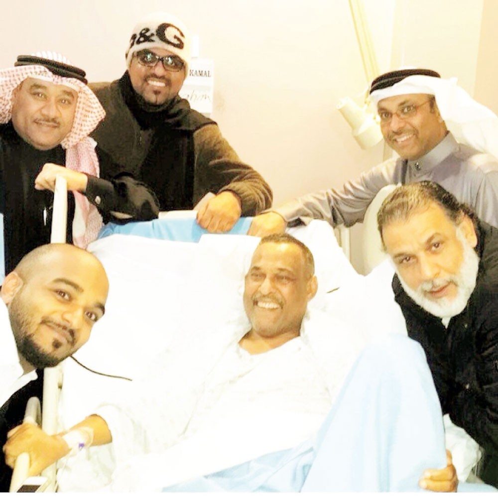 الفنان الكبير إبراهيم بحر  يجري عملية ناجحة لزراعة الكلى