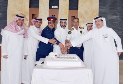 “الجسر” تعايد مديري الإدارات الحكومية ومنسوبيها