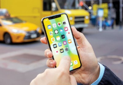 بافيت: سعر أيفون X أقل من قيمته 