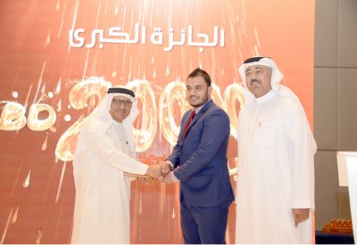 “البركة الإسلامي” يسلم حميدة 200 ألف دينار
