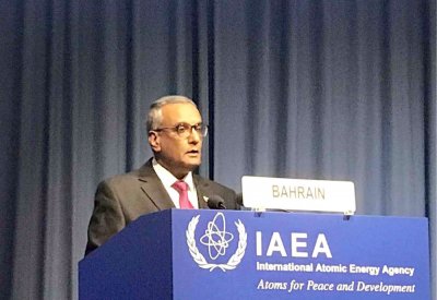  الزياني: البحرين تدعو إيران لإخضاع منشآتها النووية لرقابة “الذرية”