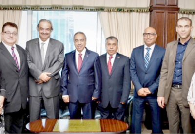 وزير الأشغال: دعم جميع أنشطة “المهندسين”