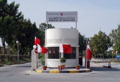  “التربية”: نقل الطالبات لصف بديل واستبدال المكيفات سريعا