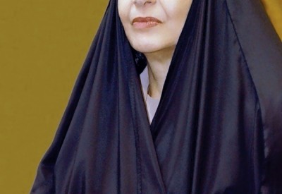 قرينة العاهل تهنئ أنيسة فخرو