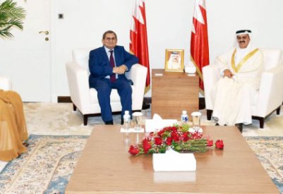 الملا: زيادة التعاون الاستثماري مع روسيا