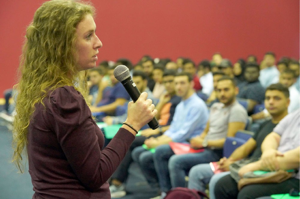 “الملكية للجراحين” تستقبل دفعة جديدة من الطلبة