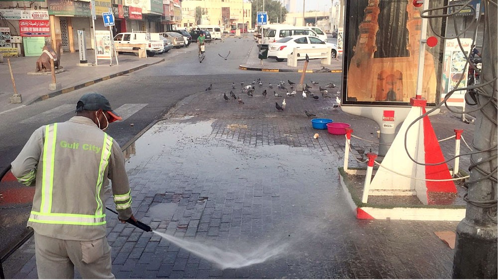 بلدية المحرق: مرتادو السوق لا يلتزمون بالنظافة