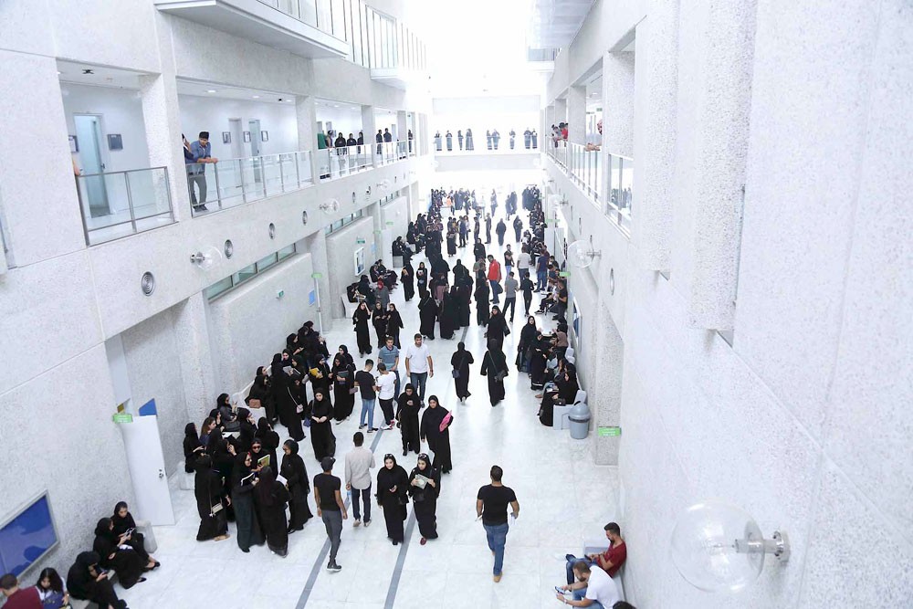 عقد الطلبة يكتمل بعودة الجامعيين