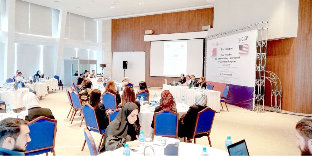 الحكومة: تخصيص 20 % من المشتريات لـ “الصغيرة والمتوسطة” بالربع الأول