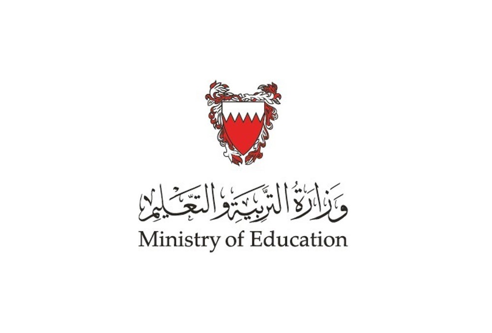 مدرسة خاصة تسلمت الرسوم ولم تسلم الطلبة الدفاتر