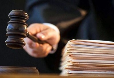 خليجي يضرب شرطيًا أثناء تنفيذه حكم حبسه