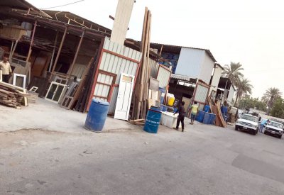 أصحاب “محلات النعيم” يناشدون سمو رئيس الوزراء