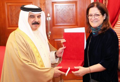 جلالة الملك يشيد بإسهامات سميرة رجب