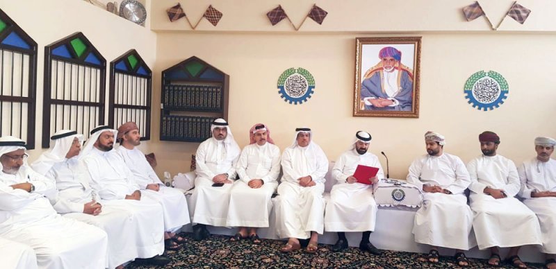 البحرين وعُمان تبحثان تعزيز الاستثمارات المشتركة