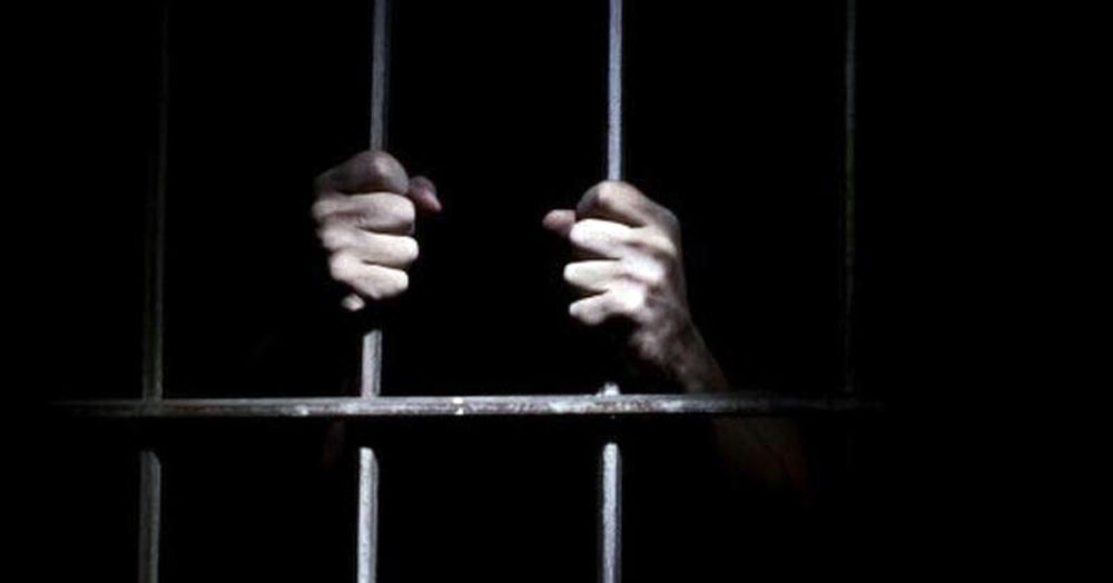 تأييد الحبس 3 سنوات لمتجمهر اعتدى على شرطي بسترة