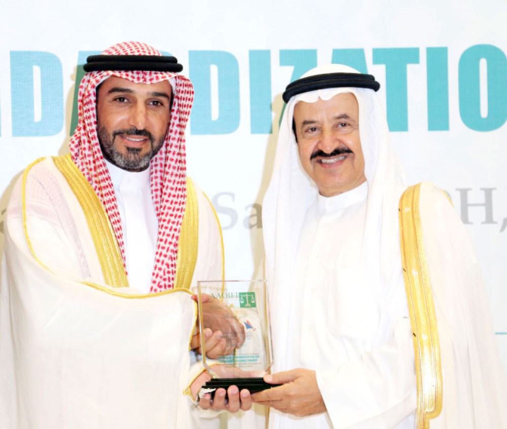 “الخليجي التجاري” راعيا ذهبيا