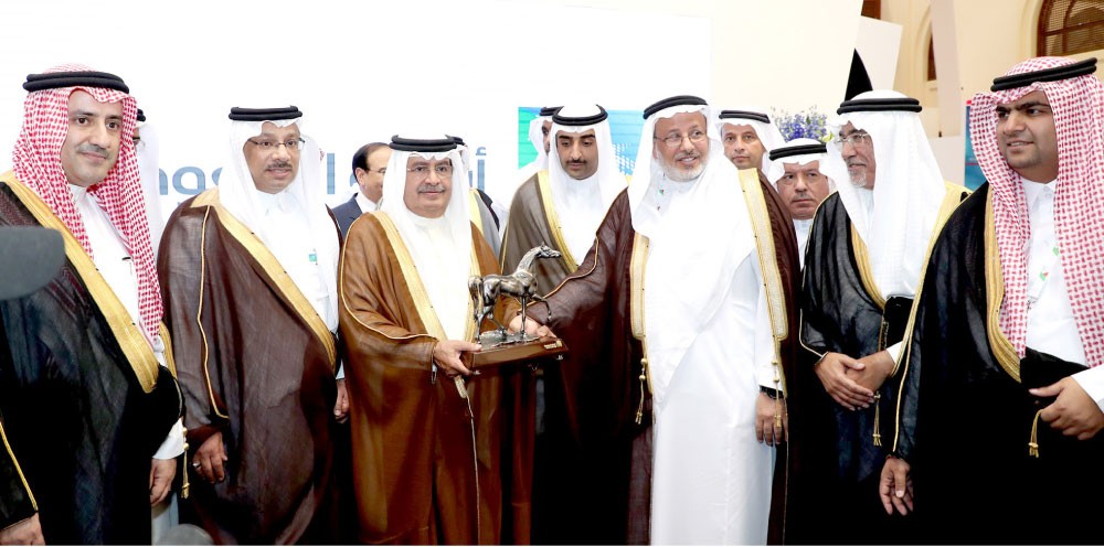 سمو الشيخ علي بن خليفة يفتتح “معرض التكرير” بالإنابة عن سمو رئيس الوزراء