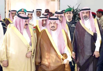 العاهل يعود لأرض الوطن