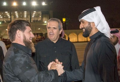 ناصر بن حمد في مقدمة مودعي الرئيس قاديروف