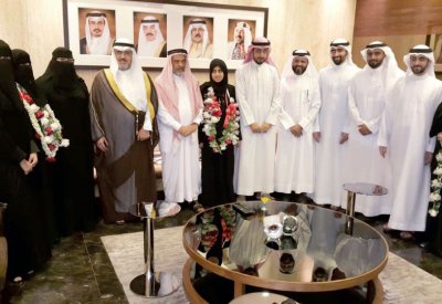 المفتاح يستقبل الفائزة بجائزة دبي للقرآن