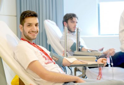 حملة طلابية للتبرع بالدم