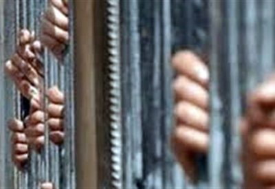 حبس أشخاص أتلفوا إعلانات انتخابية