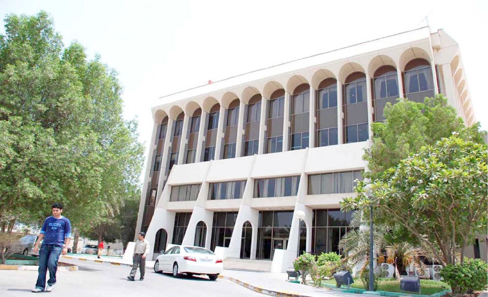 عاطلون: “العمل” تخطط للتخلص من إعانات تعطلنا
