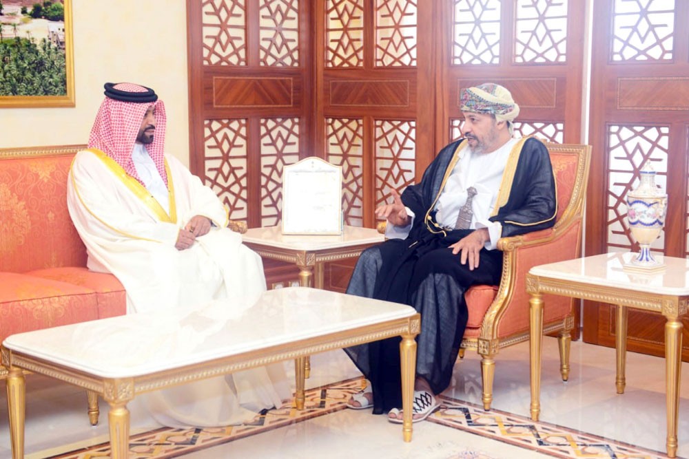 تعاون ثنائي مع عمان في المجال البيئي