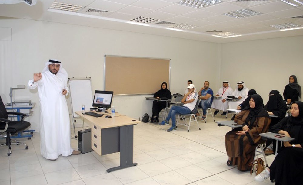 محاضرة عن “المواصفات واللوائح الفنية”