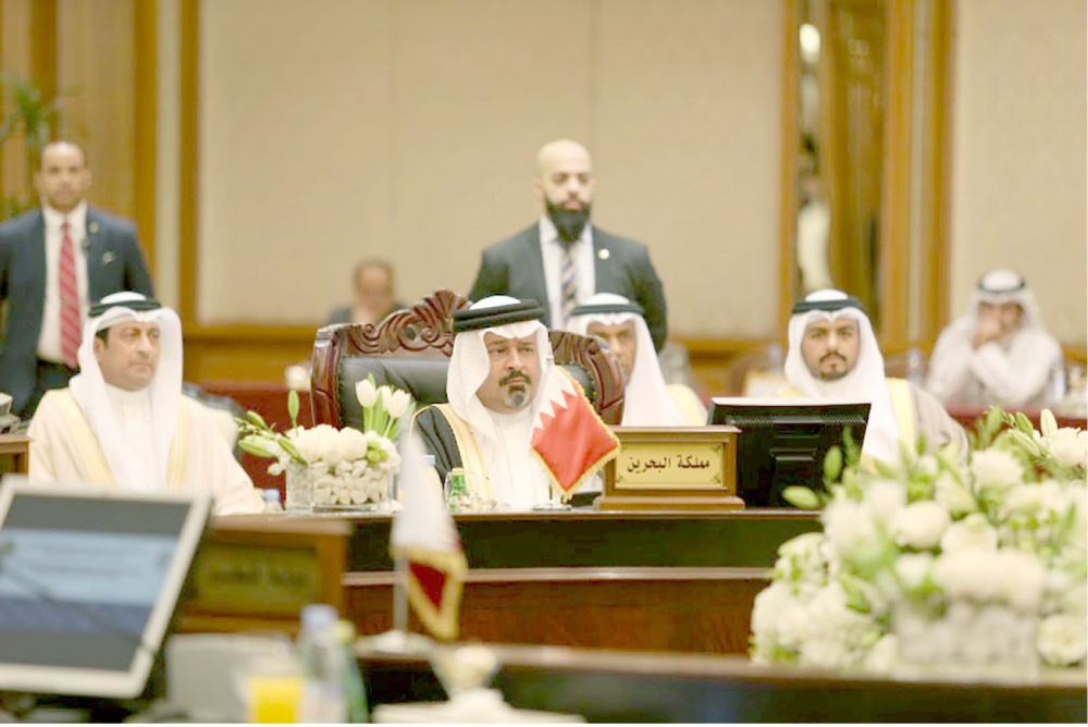 البحرين تشارك باجتماع لجنة التعاون المالي في الكويت