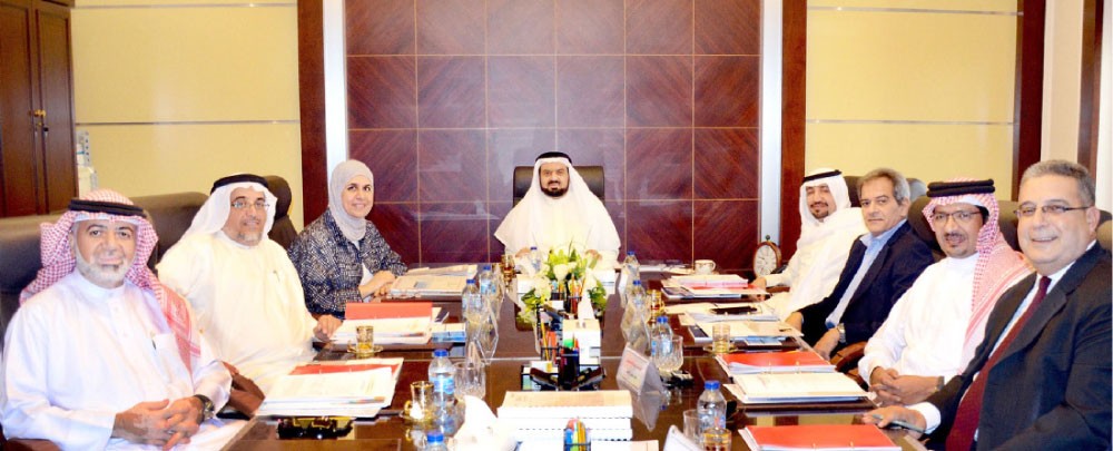“العلوم التطبيقية” تؤكد المضي في الريادة