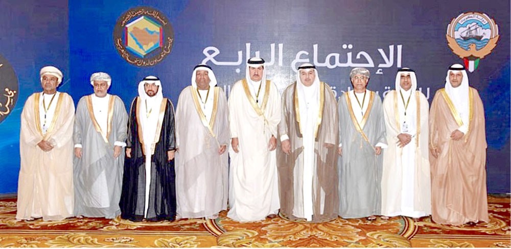 البحرين تشارك باجتماعات وكلاء “العمل”