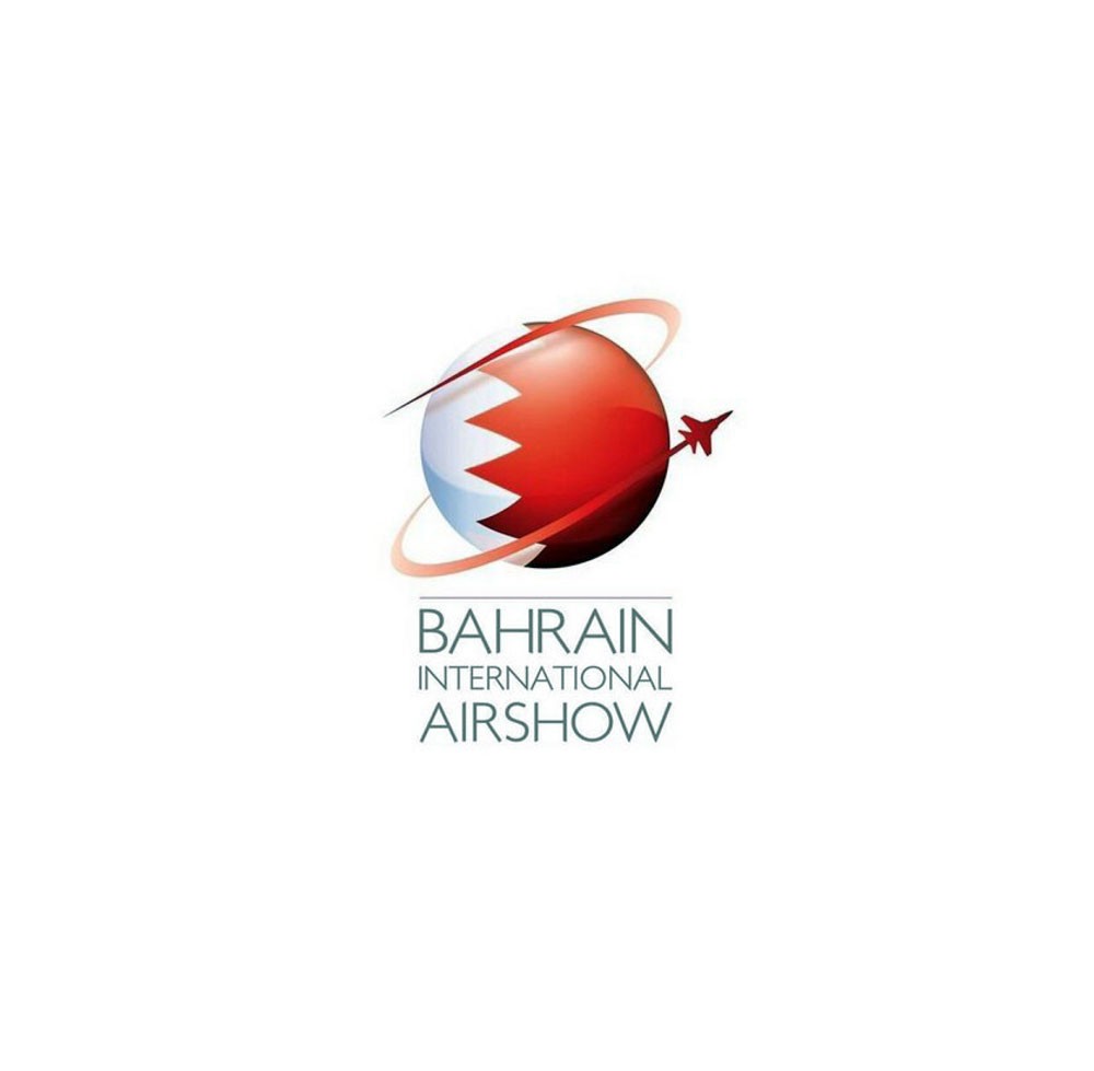 دوريات لتأمين معرض الطيران