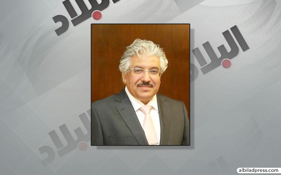 رئيس جامعة البحرين يشيد بمعرض الطيران