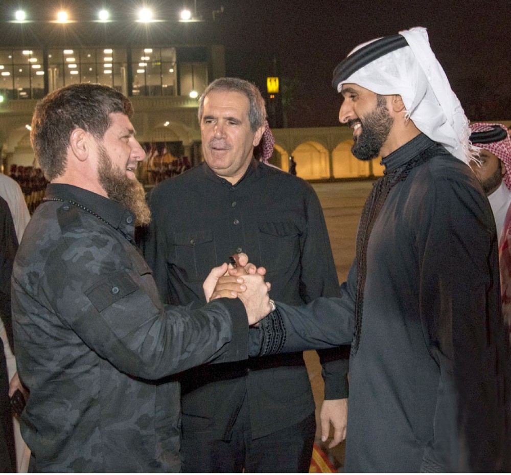 ناصر بن حمد في مقدمة مودعي الرئيس قاديروف