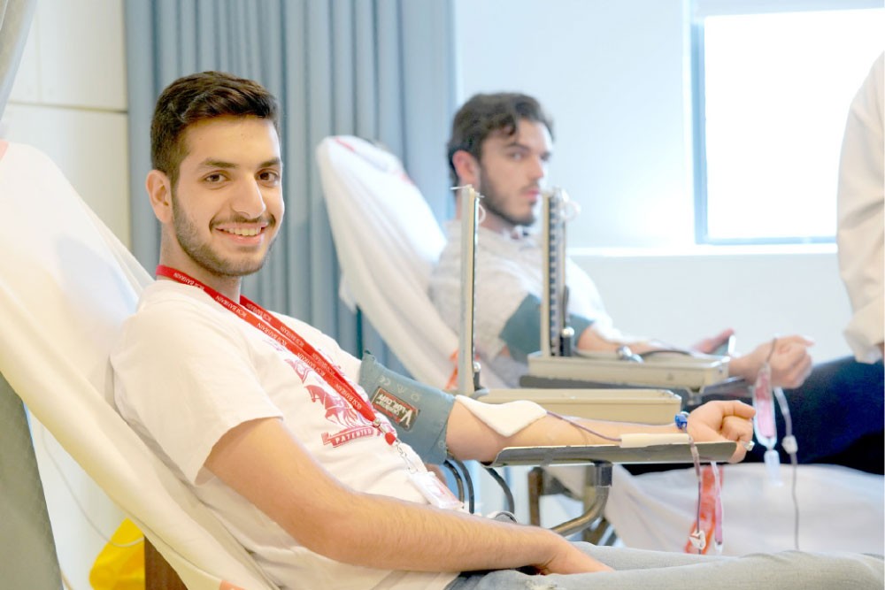 حملة طلابية للتبرع بالدم