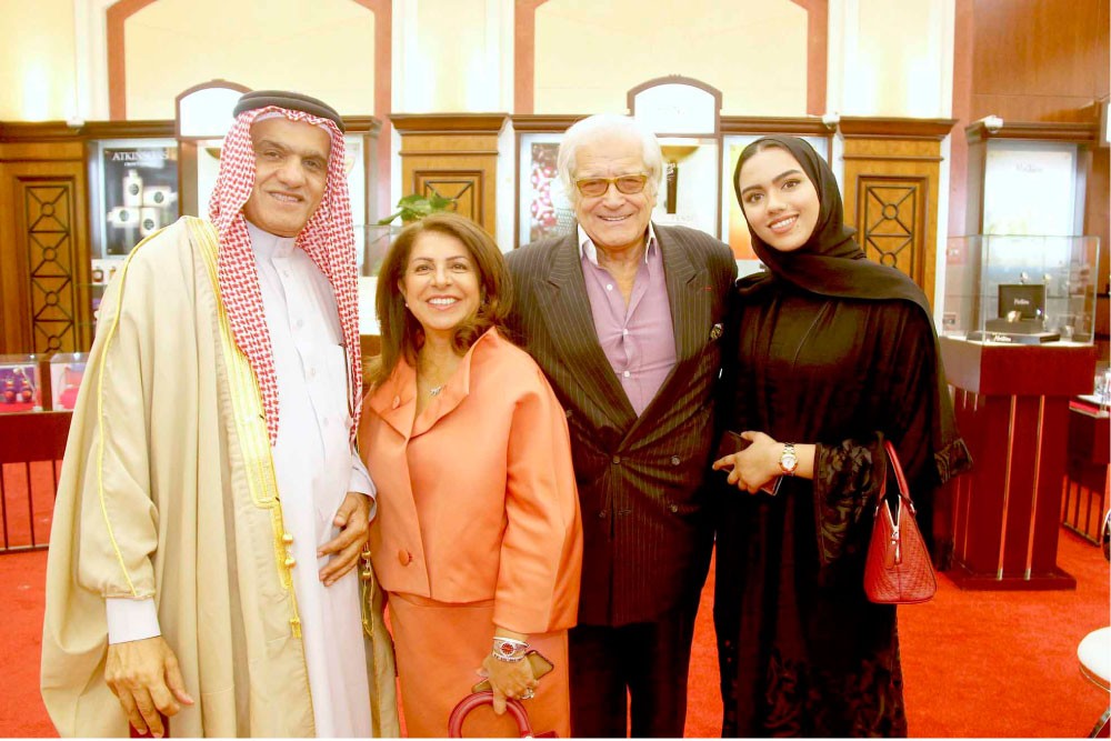 باريس هيلتون في جناح “الحواج” اليوم
