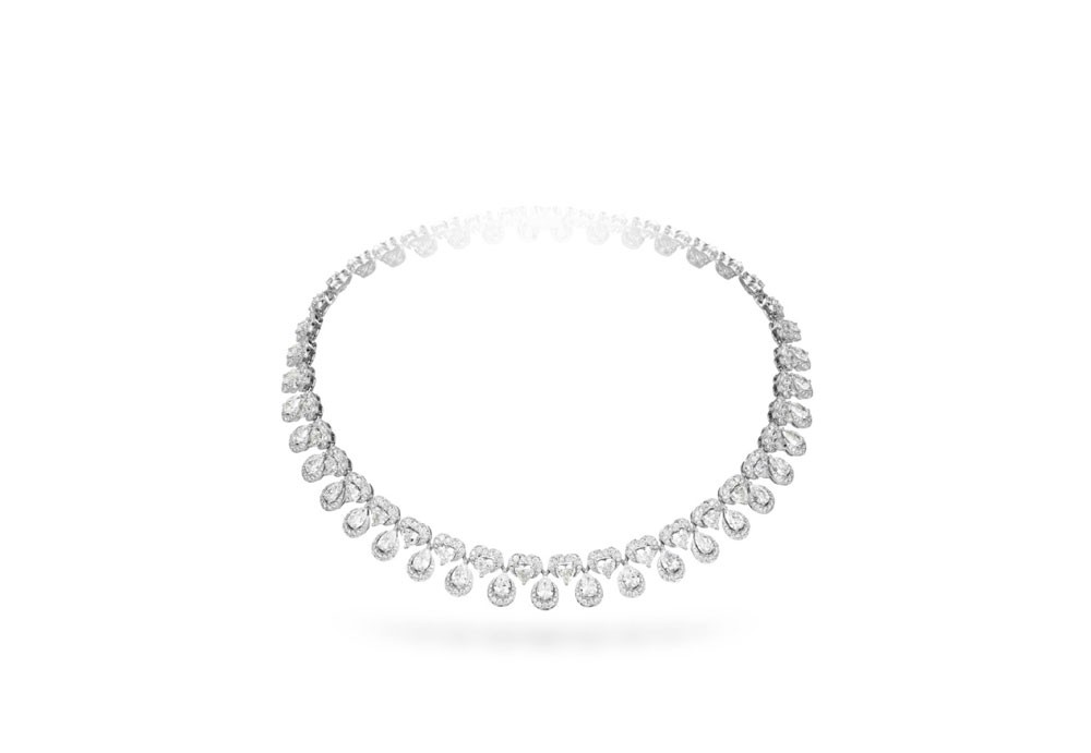 “شوبارد” يعرض “Green Carpet”