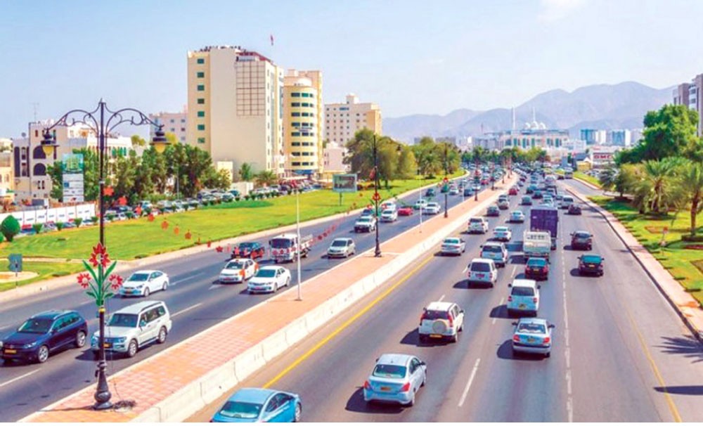 عُمان: حظر التملك لا يؤثر على البحرينيين