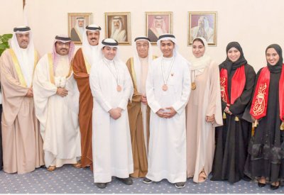 سمو نائب رئيس الوزراء يحث المعلمين والطلبة لمواصلة التميز