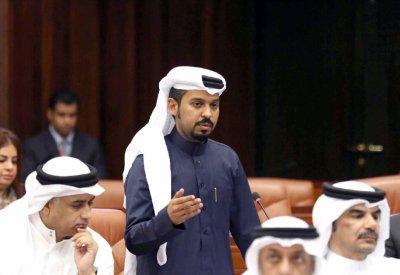 النفيعي يستعجل طلب “الآيباد” للنواب