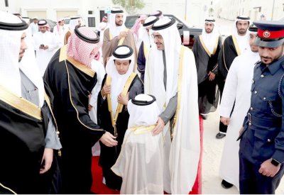 سمو الشيخ خليفة بن علي يؤكد العمق التاريخي لمناطق مدينة خليفة