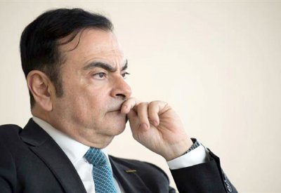 إعادة توقيف غصن باتهامات جديدة