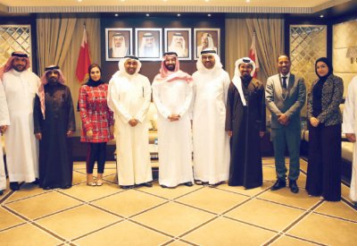 سن تشريعات للارتقاء بالشباب والرياضة
