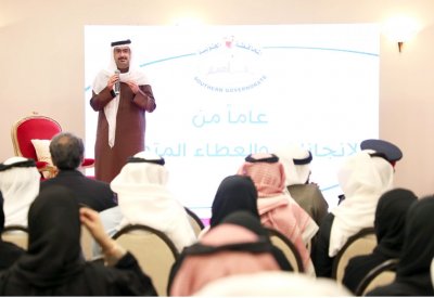 سمو الشيخ خليفة بن علي يكرم منتسبي “الجنوبية”