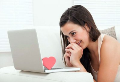 سيدة تعرض زوجها للبيع عبر الإنترنت
