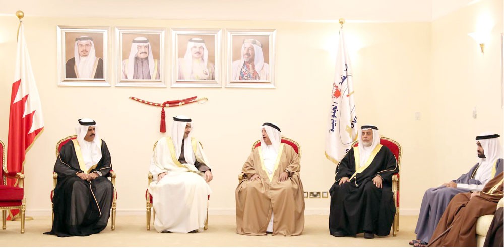 محافظ الجنوبية يؤكد أهمية المشاركة في الاحتفالات الوطنية