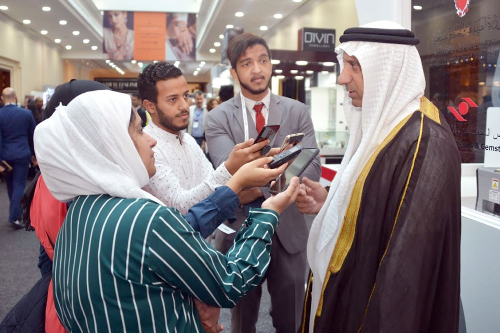 فواتير شراء الذهب إلزامية وعقوبات لعدم الالتزام