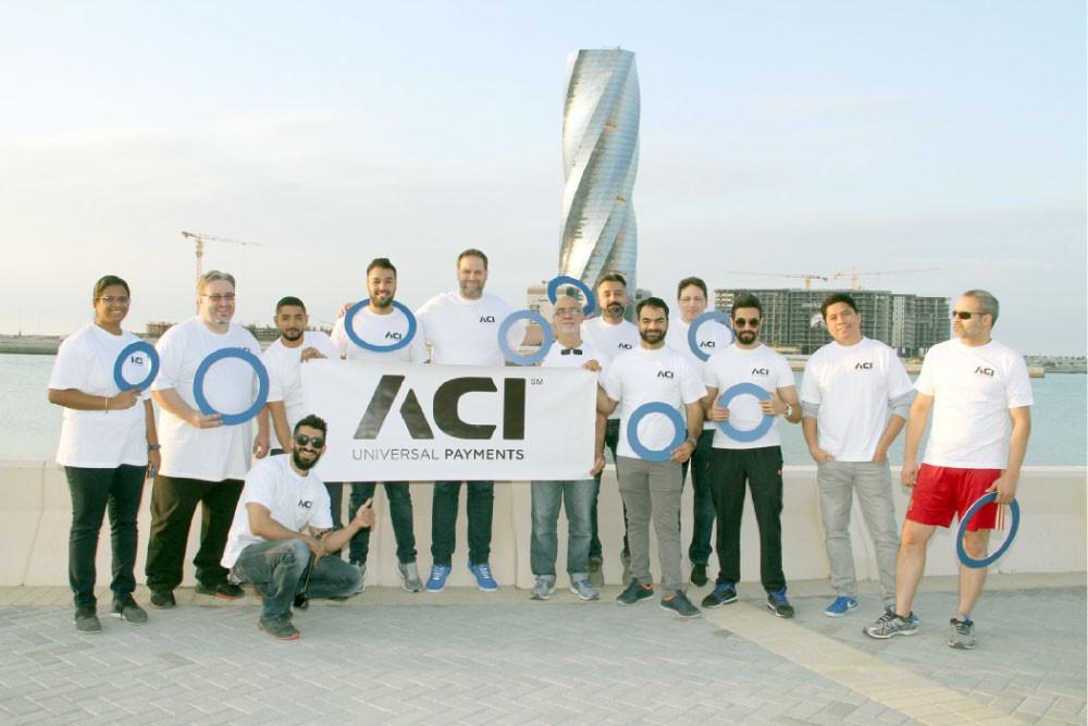 “ACI” تنظم مارثونا للمشي