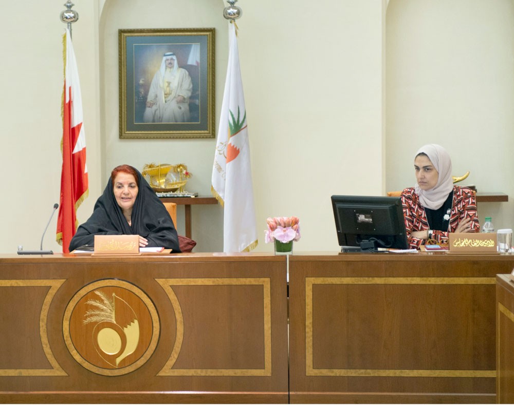 قرينة العاهل: مشاركة المرأة في الانتخابات مشرفة